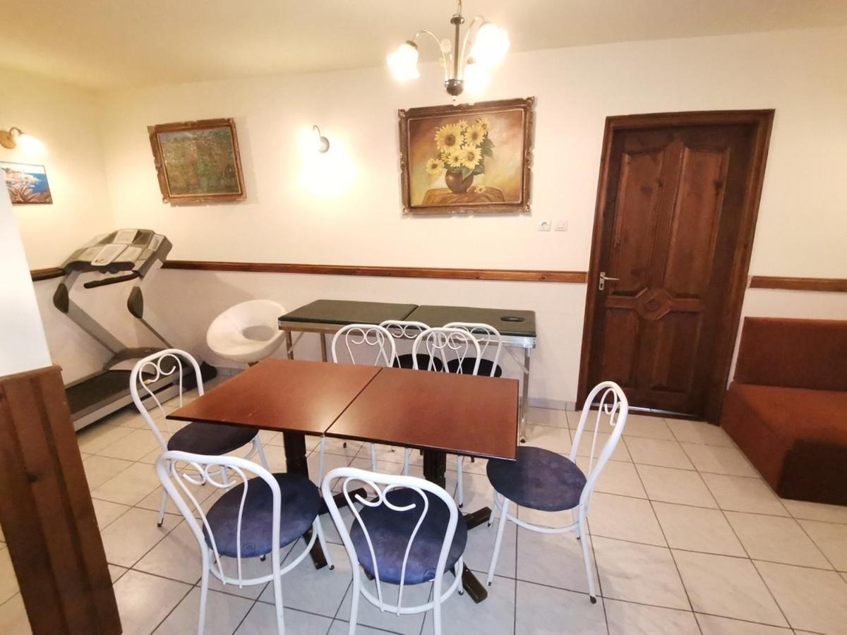 Patko Fogado Bed & Breakfast Hajduszoboszlo Luaran gambar